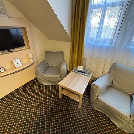Excellent Apartments In Spa City Center 5 Min Walk From The Colonnade Karlsbad Exteriör bild
