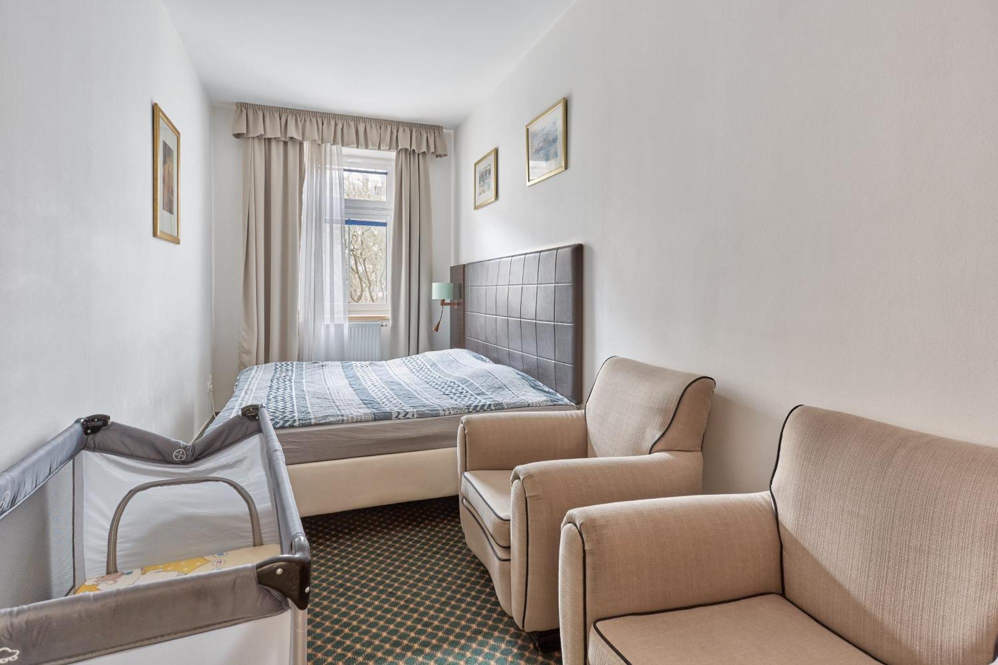 Excellent Apartments In Spa City Center 5 Min Walk From The Colonnade Karlsbad Exteriör bild